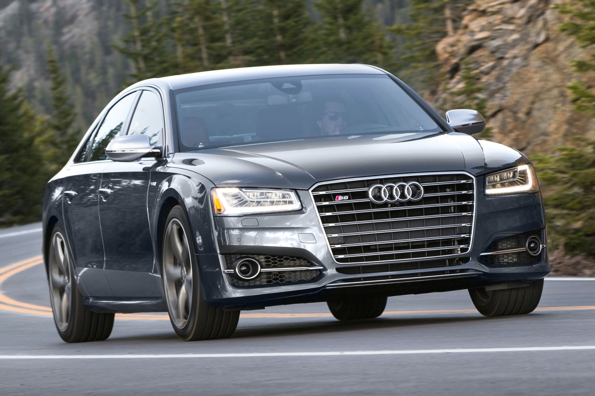 2015 Audi S8 quattro Sedan Exterior