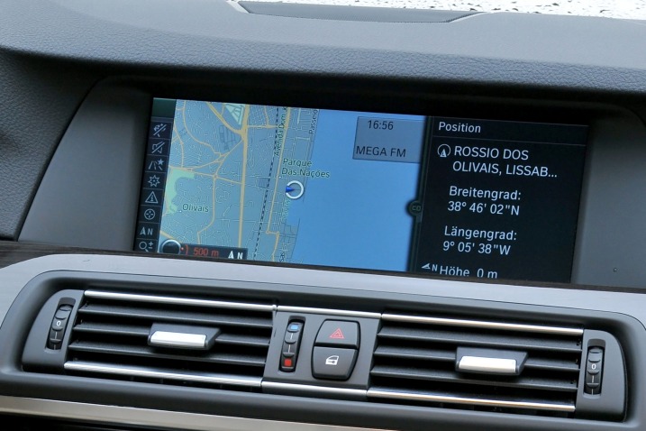 2013 BMW 5 Series Sedan Navigation System