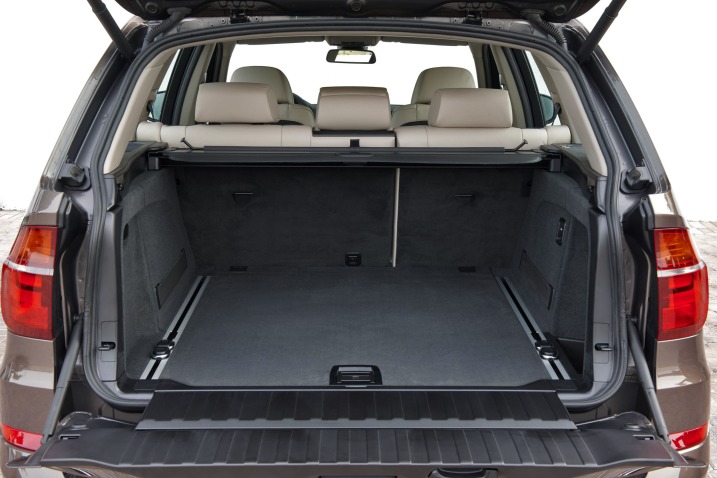 2013 BMW X5 xDrive35i 4dr SUV Cargo Area