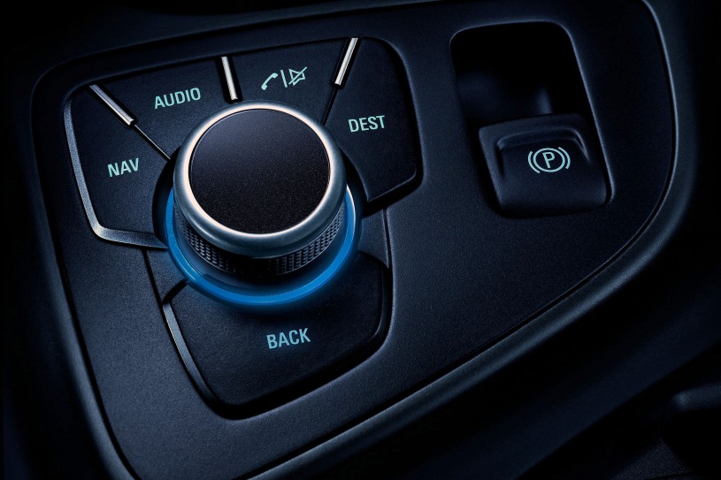 2013 Buick Regal Premium 3 Turbo Sedan Aux Controls