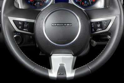 2013 Chevrolet Camaro SS Coupe Steering Wheel Detail