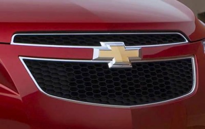 2011 Chevrolet Cruze Front Grille and Badging