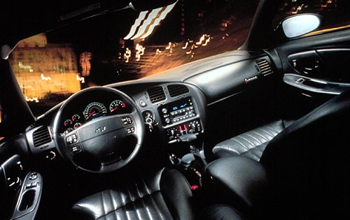 2000 Chevrolet Monte Carlo LS 2dr Coupe 