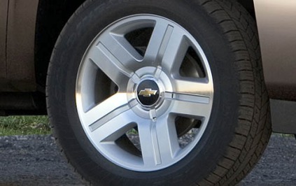 2007 Chevrolet Silverado 1500 LTZ Wheel Detail Shown