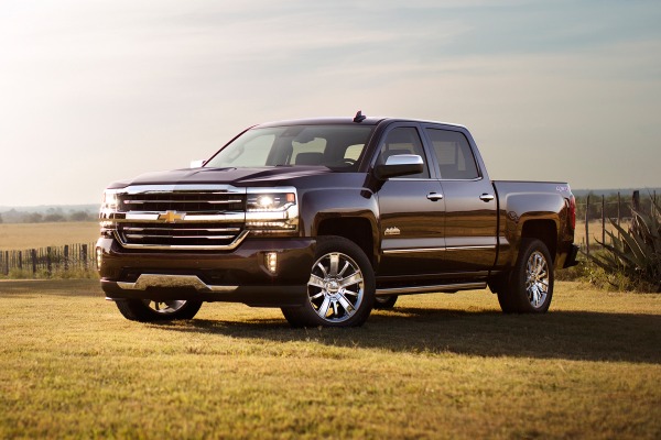 2017 Chevrolet Silverado 1500 High Country Crew Cab Pickup Exterior