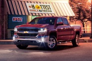 2018 Chevrolet Silverado 1500 LT Crew Cab Pickup Exterior Shown