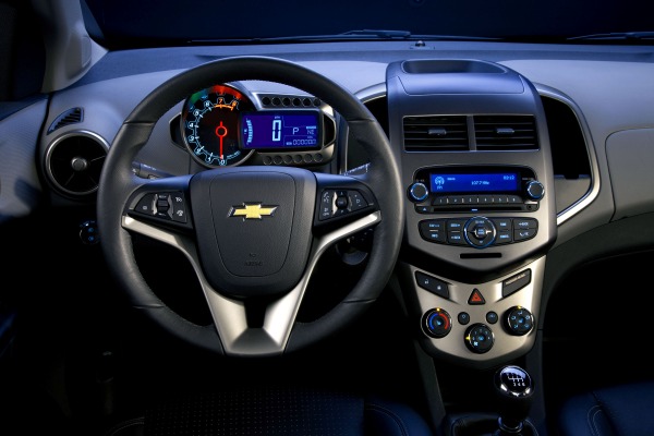 2012 Chevrolet Sonic LTZ 4dr Hatchback Dashboard
