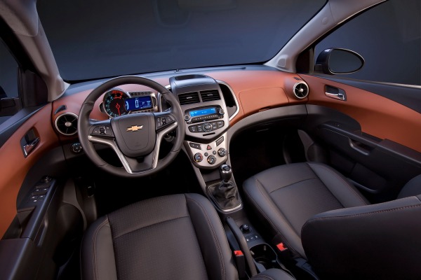 2012 Chevrolet Sonic LTZ 4dr Hatchback Interior