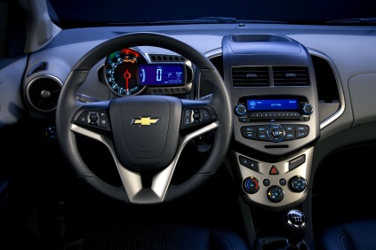 2013 Chevrolet Sonic LTZ 4dr Hatchback Dashboard