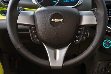 2013 Chevrolet Spark 2LT 4dr Hatchback Steering Wheel Detail