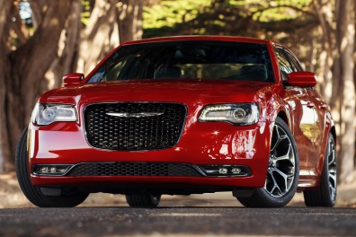 2016 Chrysler 300 S Sedan Exterior