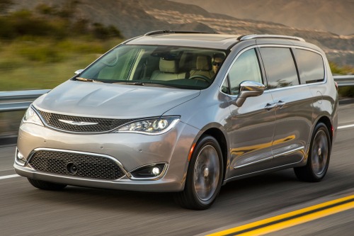 2017 Chrysler Pacifica Limited Passenger Minivan Exterior Shown