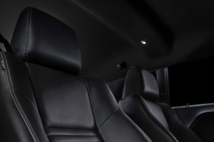 2012 Dodge Challenger R/T Coupe Interior Detail