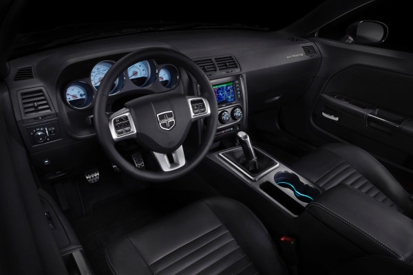 2012 Dodge Challenger SXT Coupe Interior
