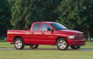 2002 Dodge Ram Pickup 1500 4dr Quad Cab ST 2WD LB