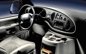 2007 Ford Econoline Cargo E-150 Interior