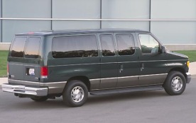 2001 Ford Econoline Wagon E-150 XLT 3dr Van