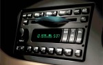 2003 Ford Econoline Wagon E-150 XLT 6-Disc In-Dash CD Player