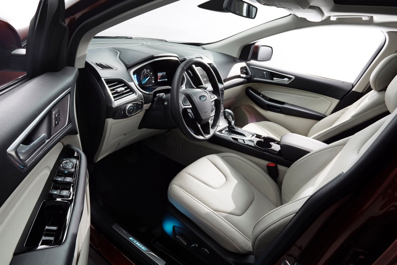 2015 Ford Edge Titanium 4dr SUV Interior