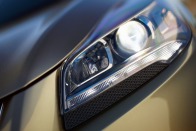 2014 Ford Escape Titanium Headlamp Detail