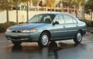 1998 Ford Escort 4 Dr SE Sedan