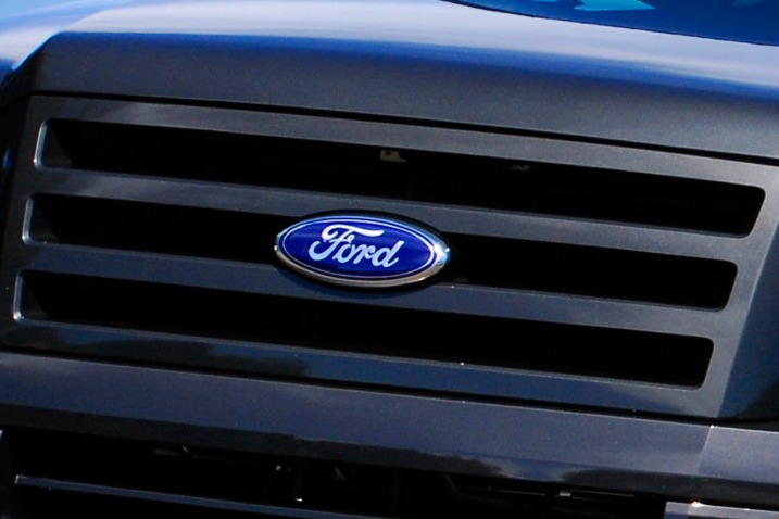 2009 Ford Expedition EL Limited 4dr SUV Front Badge