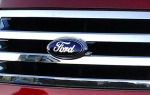 2007 Ford Expedition Front Grille and Badging