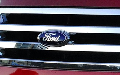 2011 Ford Expedition XLT Front Grille and Badging
