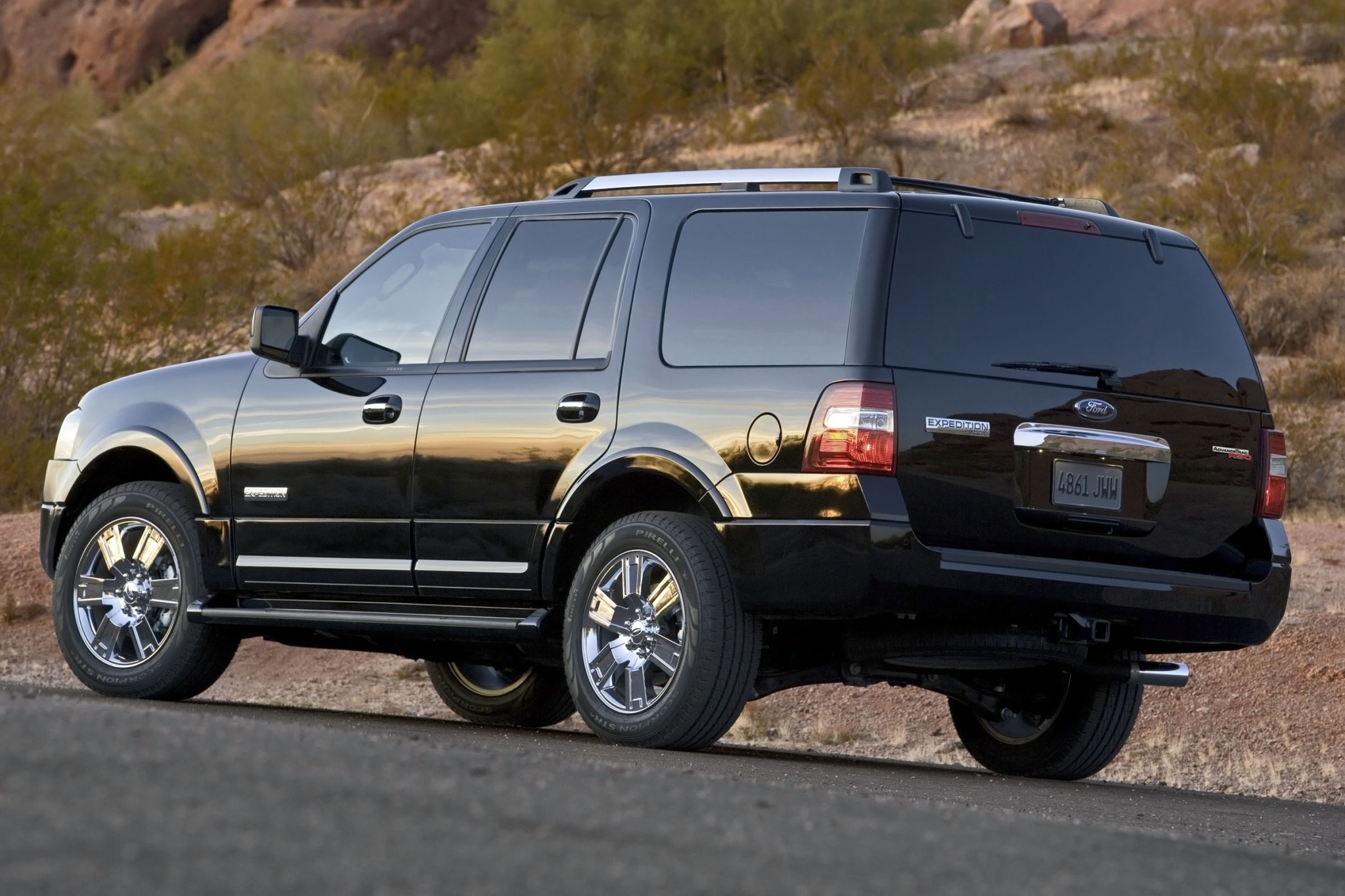 2013 Ford Expedition Limited 4dr SUV Exterior