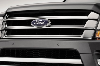 2015 Ford Expedition Platinum 4dr SUV Front Badge