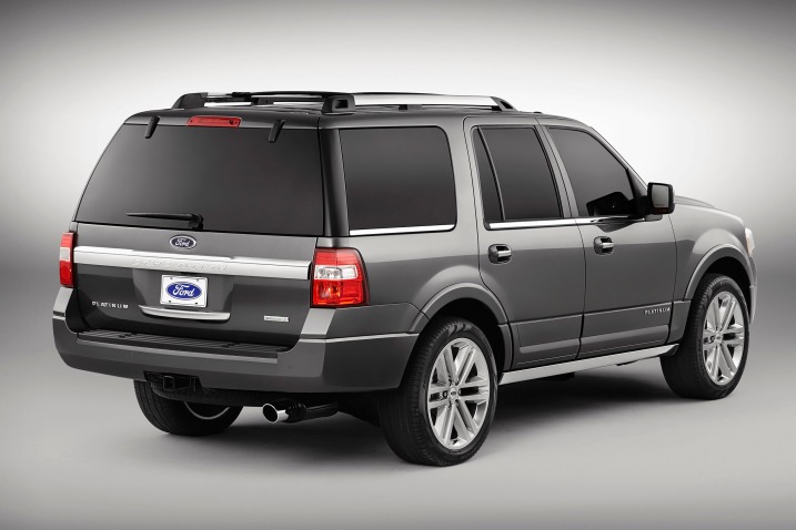 2016 Ford Expedition Platinum 4dr SUV Exterior Shown