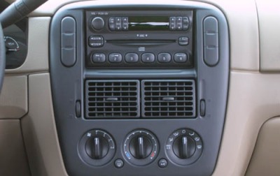 2002 Ford Explorer XLT 2WD Center Console