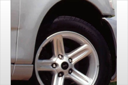 2003 Ford F-150 SVT Lightning Wheel Detail