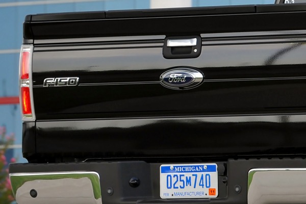 2012 Ford F-150 Crew Cab Pickup Rear Badging