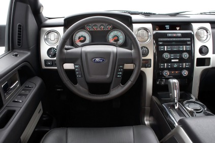 2012 Ford F-150 FX4 Extended Cab Pickup Dashboard