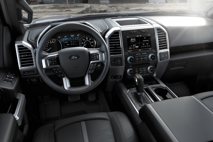 2015 Ford F-150 XLT Crew Cab Pickup Interior