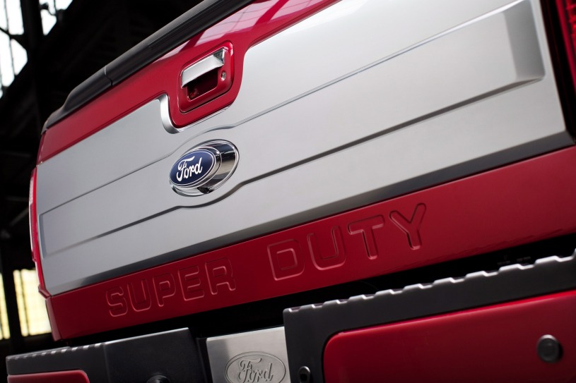 2014 Ford F-250 Super Duty Crew Cab Platinum Rear Badge
