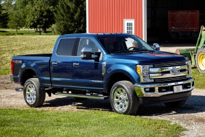 2017 Ford F-250 Super Duty Lariat Crew Cab Pickup Exterior. Options Shown.