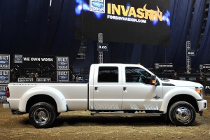 2015 Ford F-450 Super Duty Platinum Crew Cab Pickup Exterior
