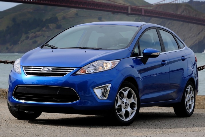 2013 Ford Fiesta Titanium Sedan Exterior