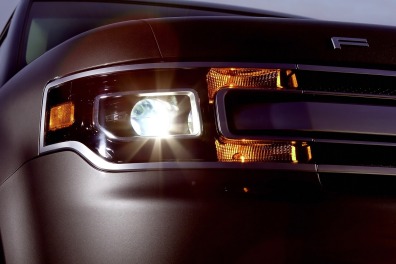 2017 Ford Flex Limited Wagon Headlamp Detail