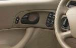2006 Ford Focus Door Handle and Window Controls