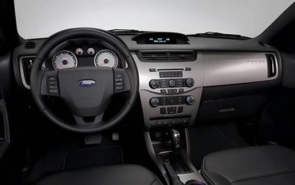 2010 Ford Focus SE Dashboard