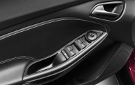 2012 Ford Focus Titanium Interior Detail