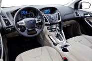 2013 Ford Focus Titanium Sedan Interior