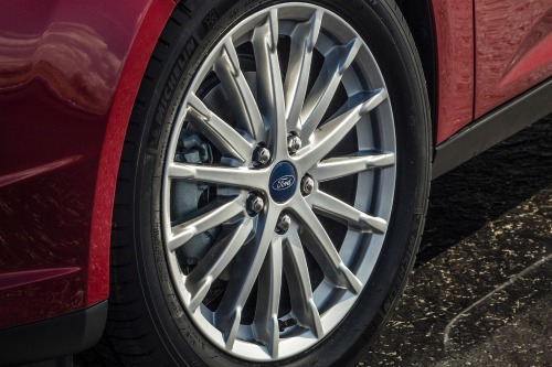 2015 Ford Focus Electric 4dr Hatchback Wheel