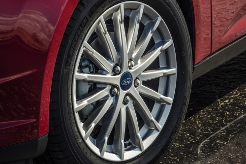 2016 Ford Focus Electric 4dr Hatchback Wheel