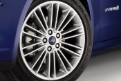 2013 Ford Fusion Hybrid SE Sedan Wheel