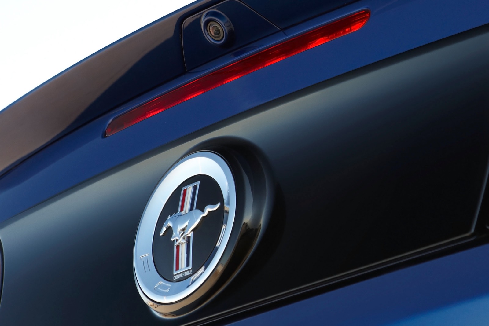 2013 Ford Mustang V6 Premium Convertible Rear Badge