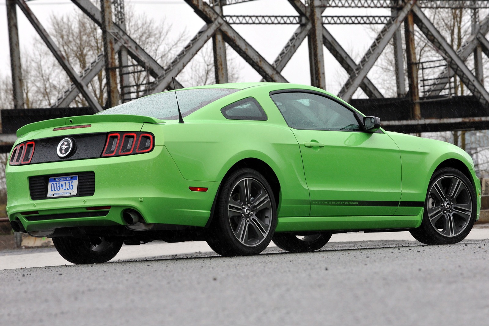 2013 Ford Mustang V6 Premium Coupe Exterior